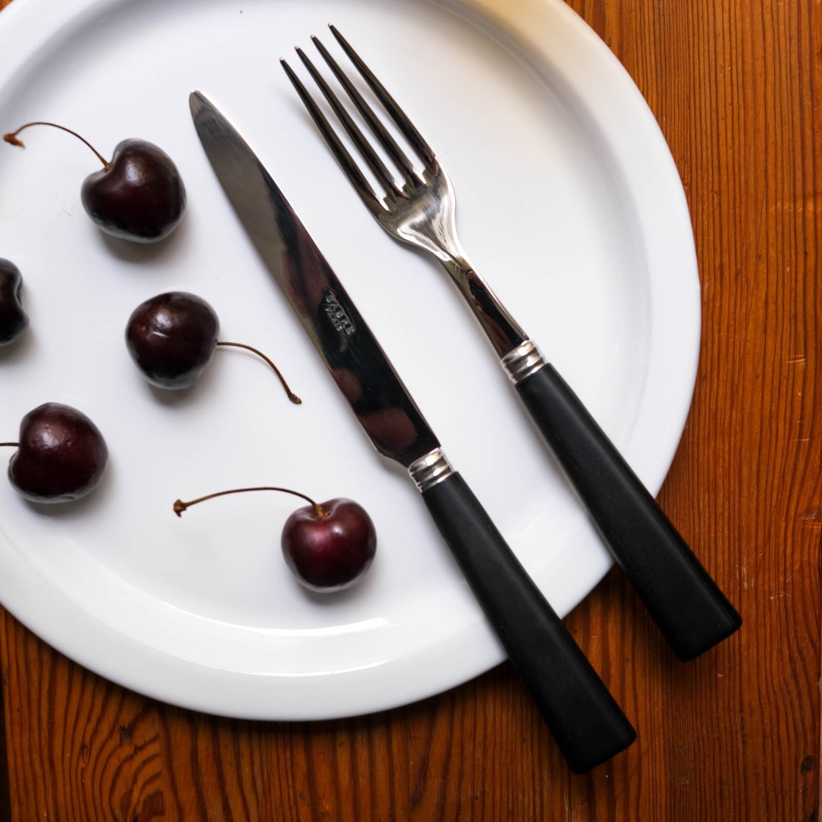 Nature, Black press wood - 24 pieces cutlery set