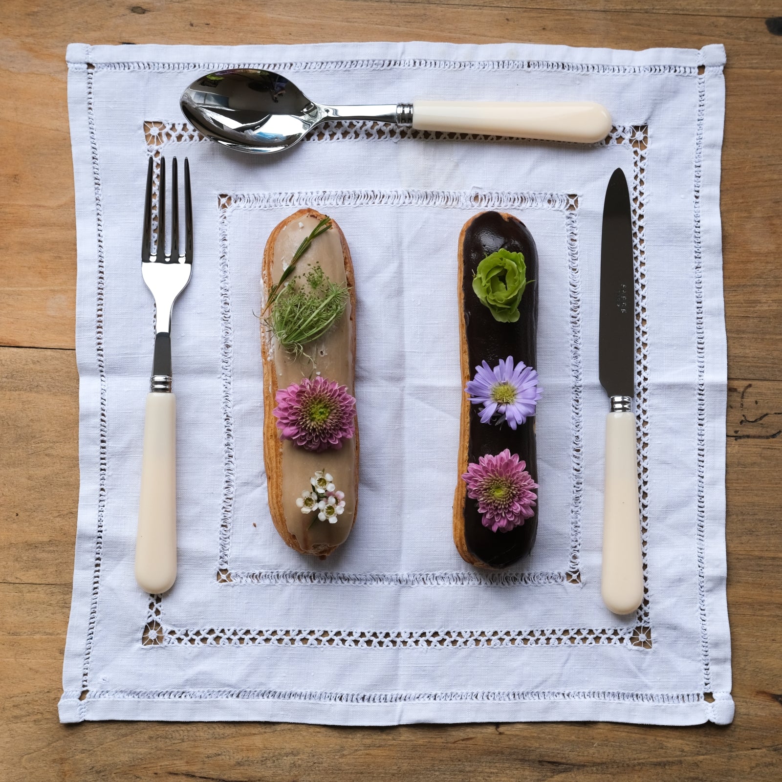 Pop unis, Ivory - Teaspoon