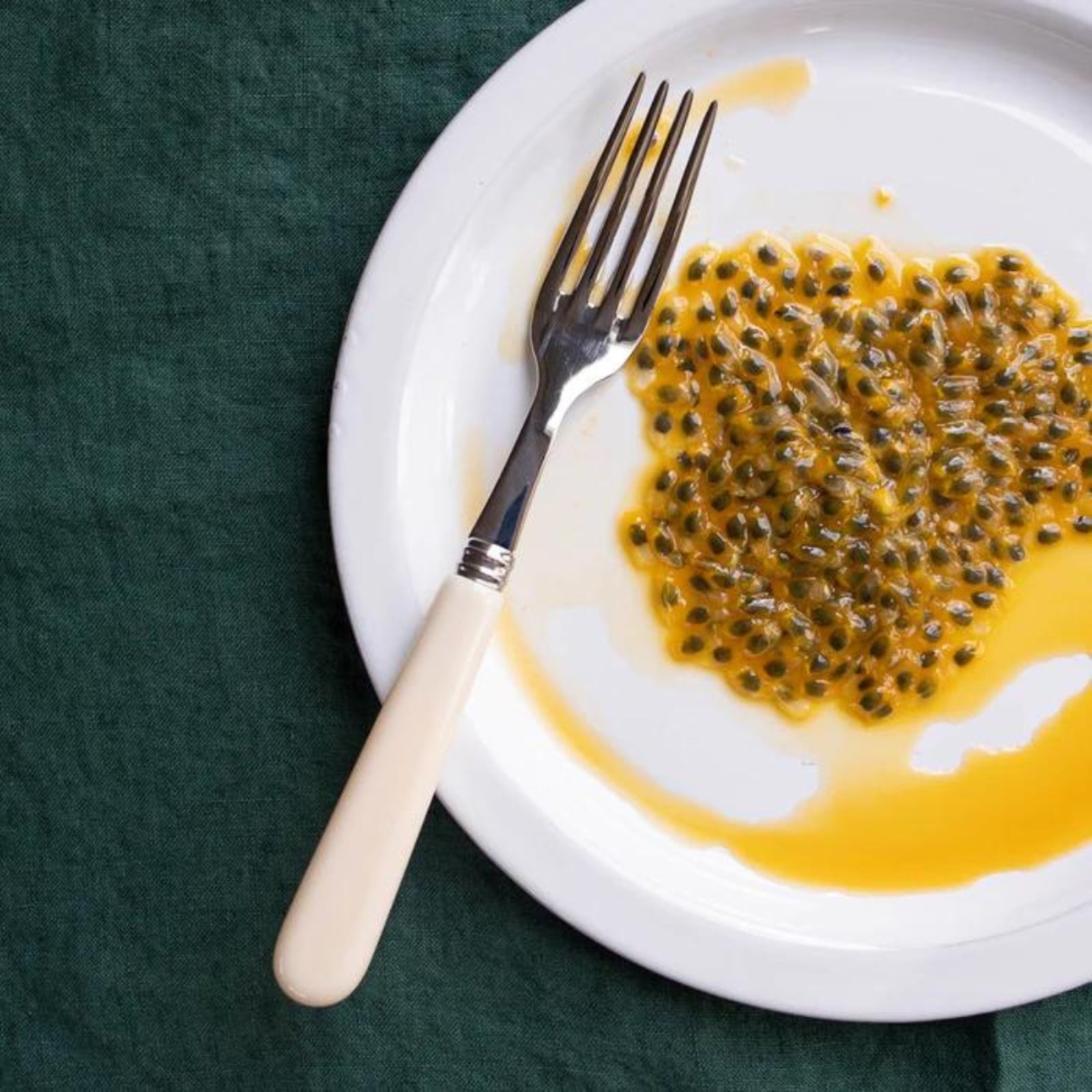 Pop unis, Ivory - 4 pieces cutlery set