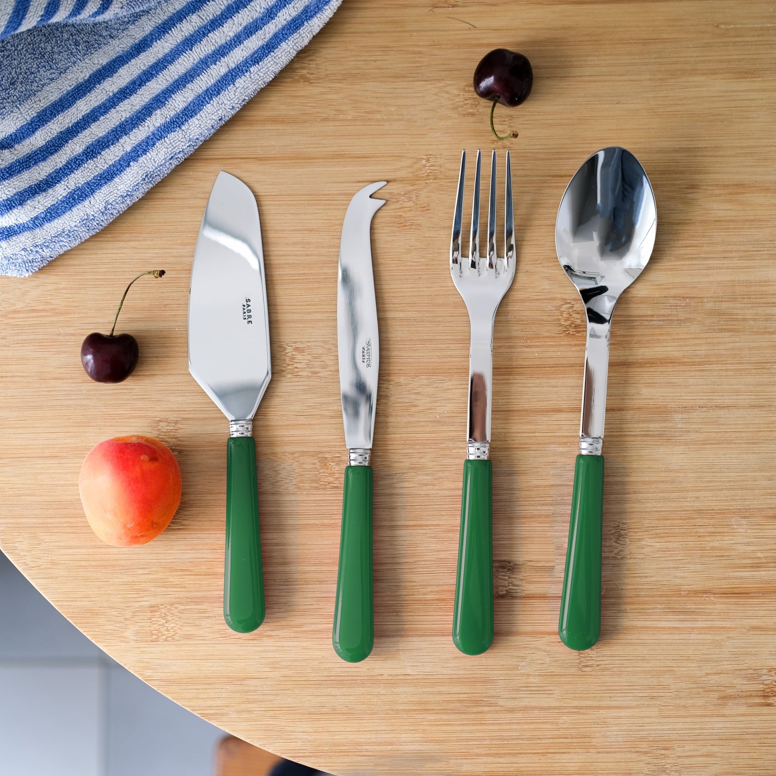 Pop unis, Green - Set of 4 must-have serving pieces