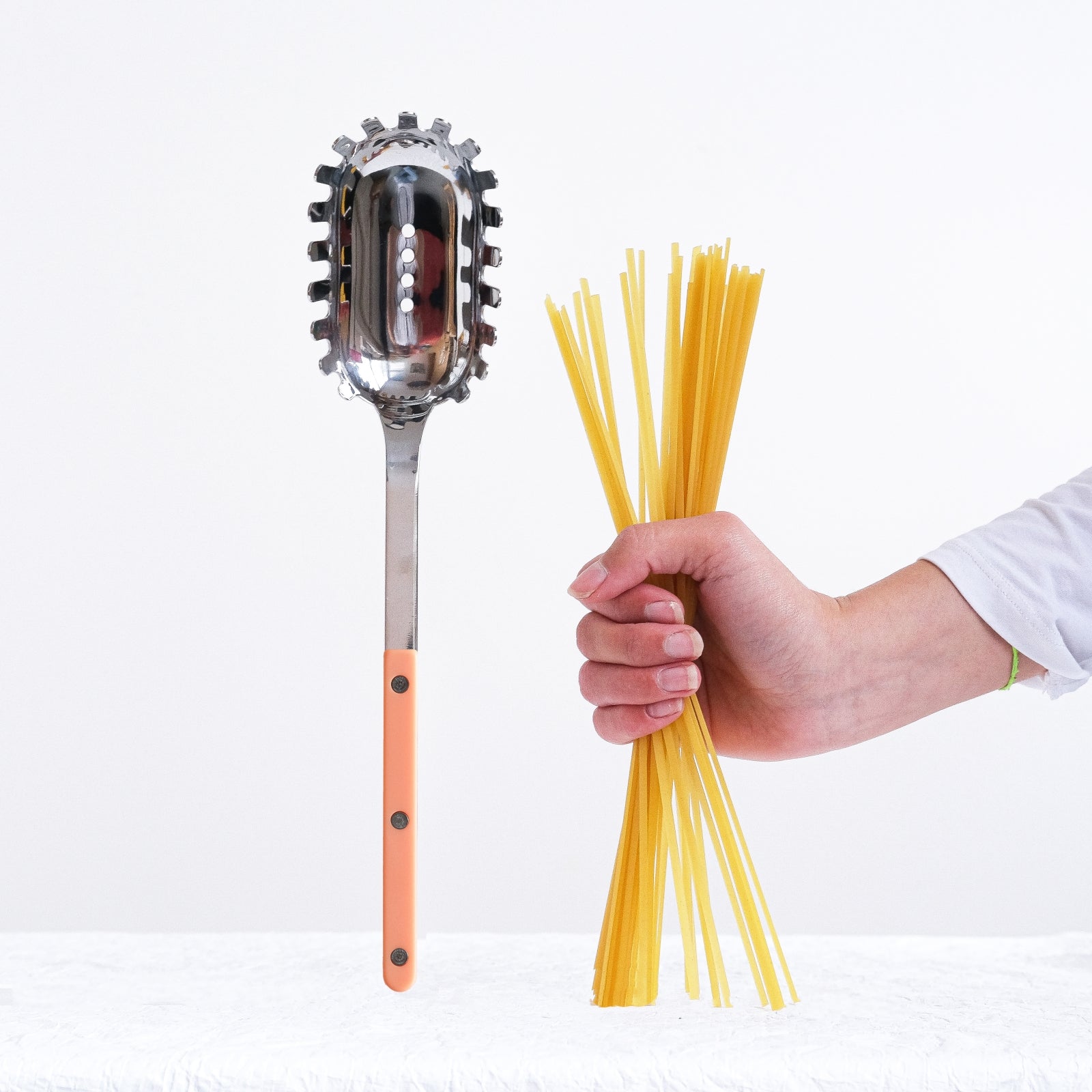 Bistrot Solid, Nude Pink - Spaghetti spoon