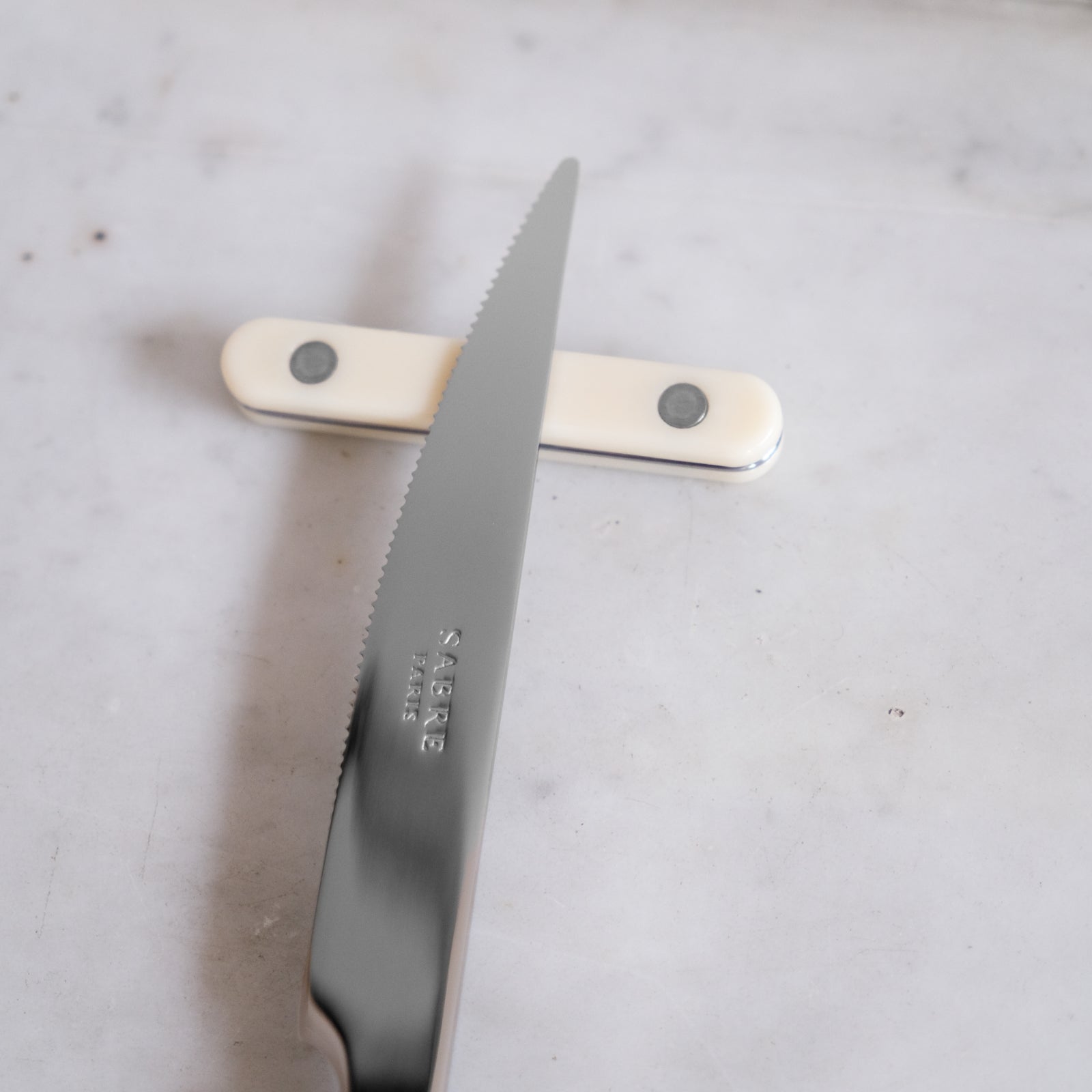 Bistrot Solid, Ivory