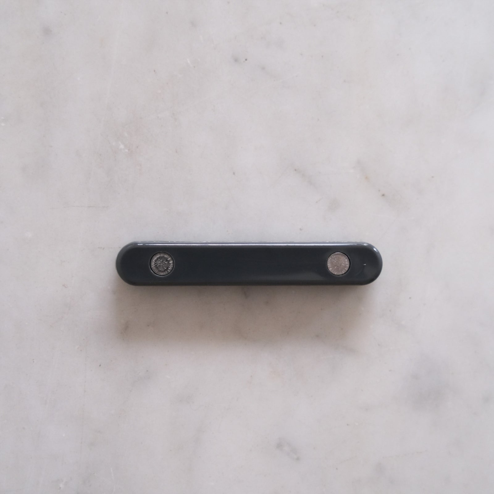 Bistrot Solid, Dark grey