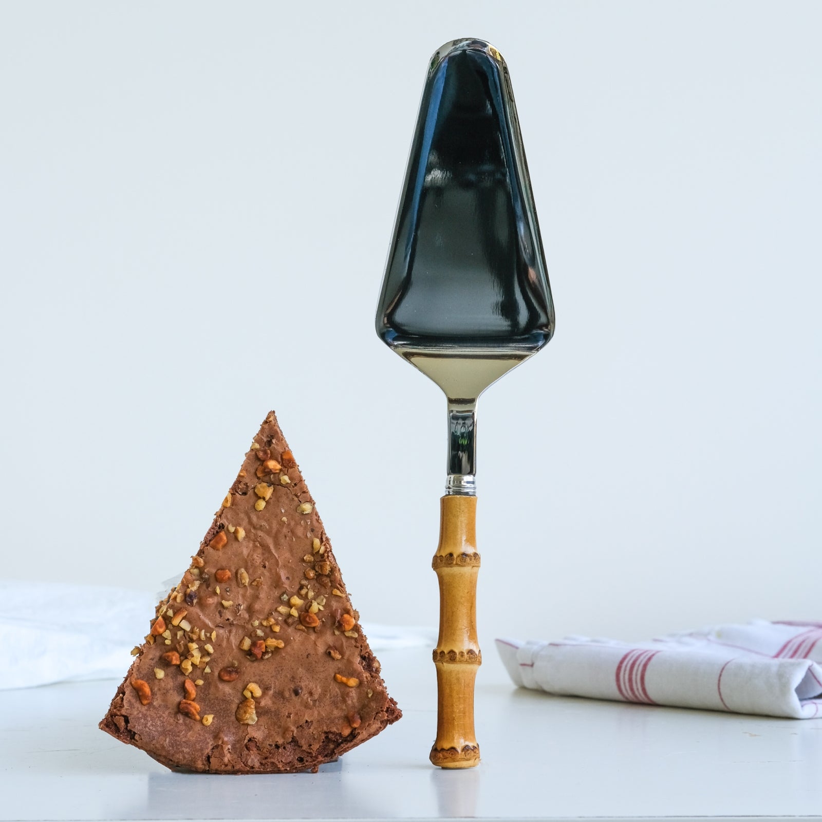 Panda, Bamboo - Tart server